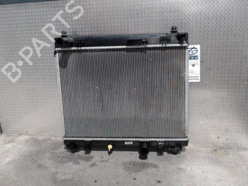 Used Water radiator Water radiator TOYOTA YARIS (_P9_) 1.4 D-4D (NLP90_, NLP90R) (90 hp) 24086210 24086210