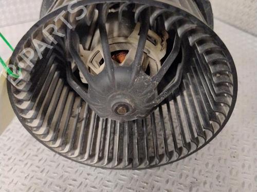 Used Heater blower motor RENAULT MEGANE II (BM0/1_, CM0/1_) 1.5 dCi (BM0F, BM0T, BM2B, CM0F, CM0T) (82 hp) 29644402