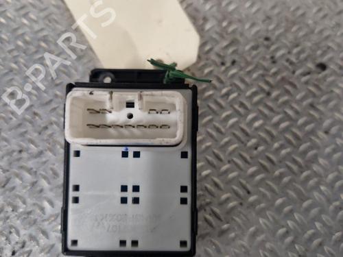 Used Left front window switch HYUNDAI i10 I (PA) 1.1 (67 hp) 24095464