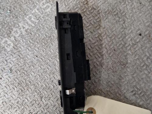 Used Left front window switch Left front window switch BMW 3 (E90) 320 d (177 hp) 24625539 24625539