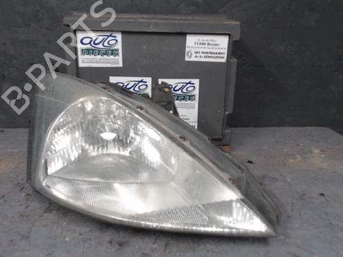 Used Right headlight Right headlight FORD FOCUS I Turnier (DNW) 1.8 Turbo DI / TDDi (90 hp) 24070017 24070017