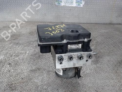 Used ABS pump PEUGEOT 3008 I MPV (0U_) 2.0 HDi (163 hp) 30483781