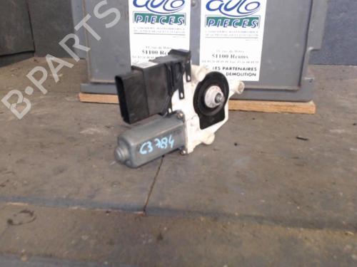 Portierruitmotor linksachter SEAT LEON (1M1) 1.9 TDI (90 hp) 24069340
