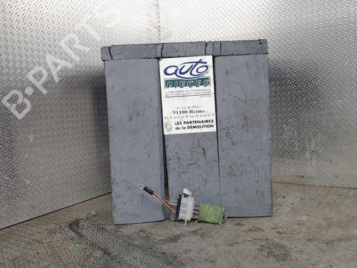 Used Heater resistor DACIA SANDERO II TCe 90 (B8M1, B8MA, B8AC) (90 hp) 24078960