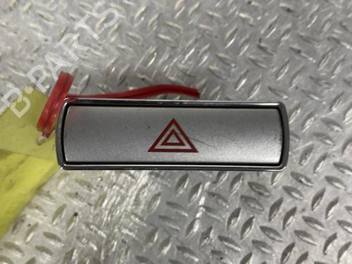 Used Warning switch Warning switch FORD MONDEO III Saloon (B4Y) 2.0 16V TDDi / TDCi (115 hp) 24097803 24097803