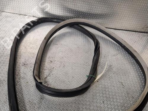 rubber-door-seal-renault-laguna-iii-bt01-2007-2008-2009-2010-2011-2012-2013-2014-2015-24068533 main image