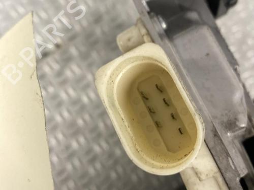 Serrure avant droite SEAT ALTEA XL (5P5, 5P8) 1.9 TDI (105 hp) 24065400