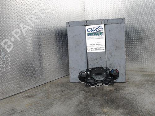 Used Climate control Climate control 24079985 24079985