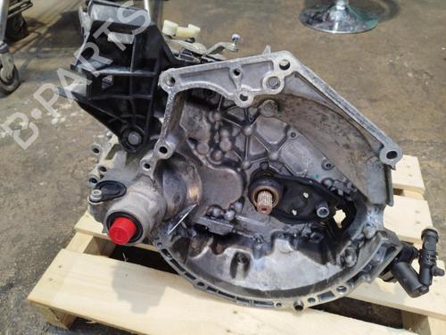 Used Gearbox Gearbox CITROËN C3 II (SC_) 1.1 i (60 hp) 24101415 24101415