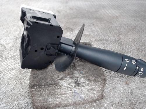Used Steering column stalk RENAULT CLIO II (BB_, CB_) 1.5 dCi (B/CB07) (65 hp) 24078535