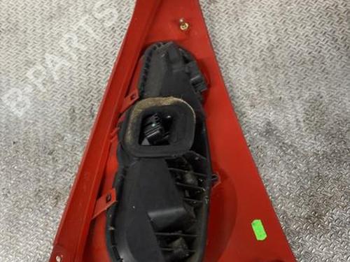 Used Left taillight PEUGEOT 107 (PM_, PN_) 1.0 (68 hp) 24101383