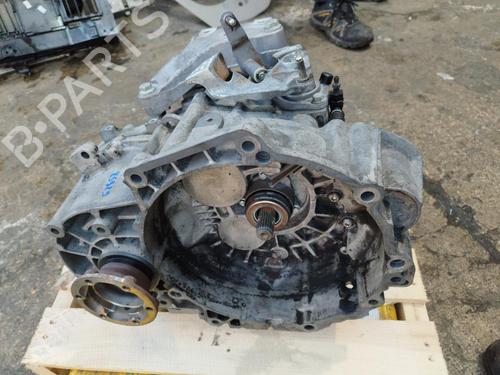 Gearkasse VW PASSAT B6 Variant (3C5) 2.0 TDI 16V (140 hp) 24095675