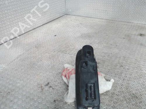 Used Left front window switch CITROËN C5 III (RD_) 2.0 HDi 150 / BlueHDi 150 (RDRHEA, RDRHE8, RDAHRM,... (150 hp) 24072673