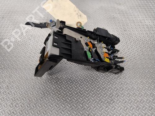 Fuse box PEUGEOT 308 I (4A_, 4C_) 1.6 16V | BP28105677E1 
