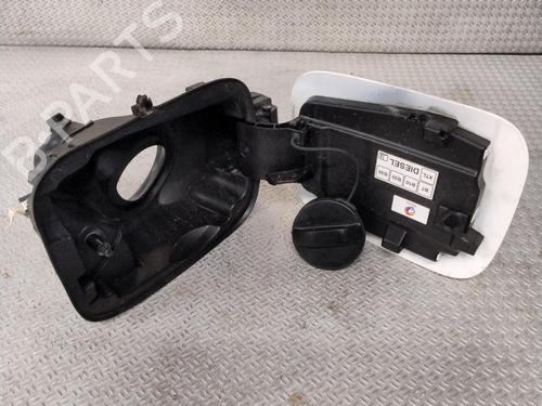 fuel-flap-citroen-c3-iii-sx-2016-25858456 main image