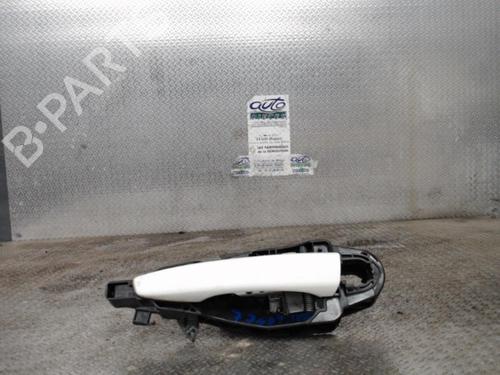 Used Front left exterior door handle PEUGEOT 308 SW II (LC_, LJ_, LR_, LX_, L4_) 1.6 BlueHDi 120 (120 hp) 24082330