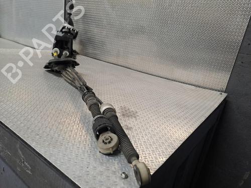 Used Shift knob RENAULT MEGANE III Coupe (DZ0/1_) 1.5 dCi (DZ09, DZ0D, DZ1F, DZ1G, DZ14, DZ29) (110 hp) 24060341