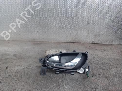 Used Front left interior door handle Front left interior door handle RENAULT ALASKAN 2.3 dCi 163 4x4 (U3MB) (163 hp) 24081136 24081136