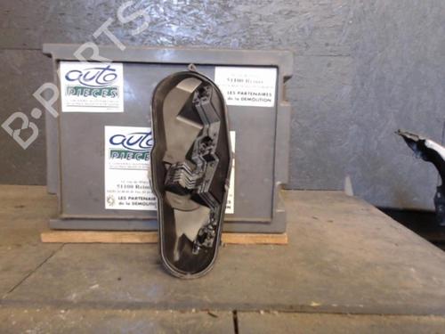Used Lamp holder PEUGEOT 107 (PM_, PN_) 1.4 HDi (54 hp) 24069432