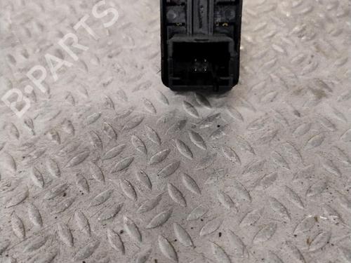 Used Left front window switch CITROËN BERLINGO MULTISPACE (B9) 1.6 HDi 110 (112 hp) 28615036