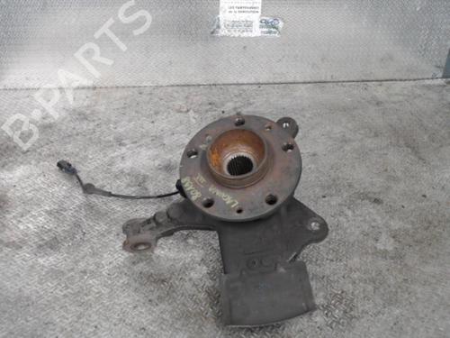 Used Right front steering knuckle Right front steering knuckle RENAULT LAGUNA III (BT0/1) 1.5 dCi (BT00, BT0A, BT0T, BT1J) (110 hp) 24086263 24086263