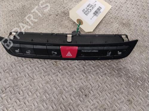 Used Warning switch Warning switch JEEP RENEGADE SUV (BU, B1, BV) 1.4 (140 hp) 25778326 25778326