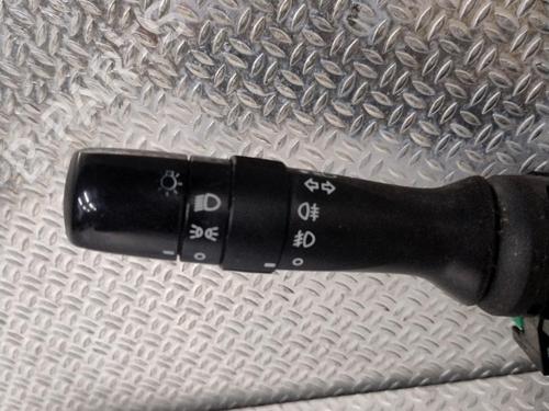 Used Steering column stalk TOYOTA YARIS (_P13_) 1.0 (KSP130_, KSP130) (69 hp) 28087748
