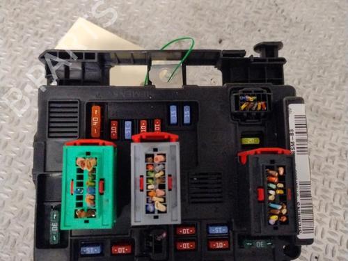 Used Fuse box Fuse box PEUGEOT 1007 (KM_) 1.4 (75 hp) 30047292 30047292