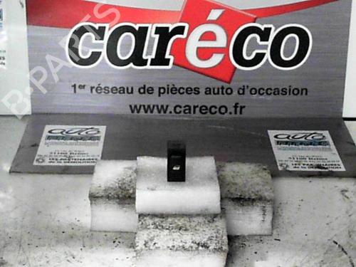 Used Right rear window switch Right rear window switch PEUGEOT 407 (6D_) 2.0 HDi 135 (6DRHRH, 6DRHRE, 6DRHRG, 6DRHRJ) (136 hp) 24062176 24062176