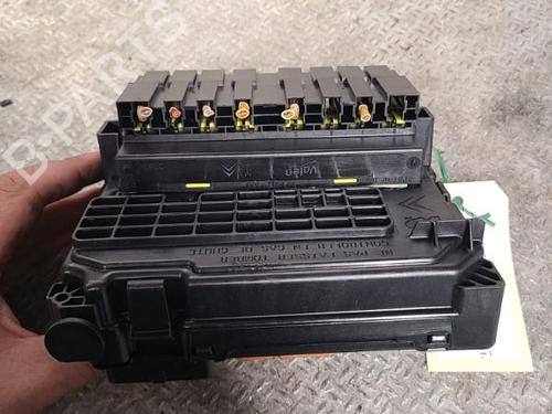 Used Fuse box Fuse box PEUGEOT 207 (WA_, WC_) 1.6 HDi (92 hp) 30484474 30484474