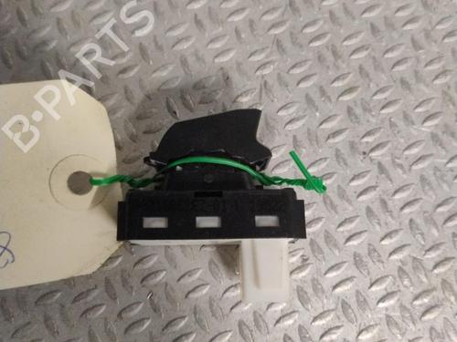 Comutador vidro trás esquerdo Comutador vidro trás esquerdo DS DS 4 II (FR_, FB_, F3_, FP_) BlueHDi 130 (FBYHZT) (130 hp) 31266064 31266064