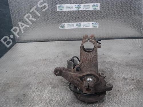 Used Left front steering knuckle PEUGEOT 206 Hatchback (2A/C) 1.4 i (75 hp) 24096317
