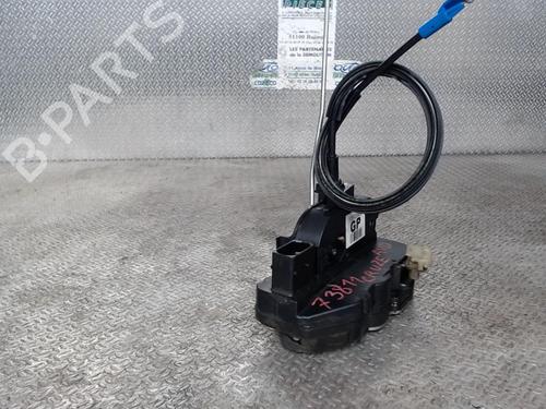 Vergrendeling rechts voor CHEVROLET CRUZE (J300) 2.0 CDI (150 hp) 24078694
