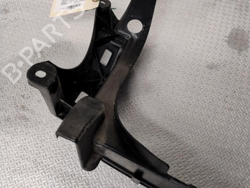Used Rear bumper bracket Rear bumper bracket PEUGEOT 3008 I MPV (0U_) 1.6 BlueHDi 120 (120 hp) 26571146 26571146