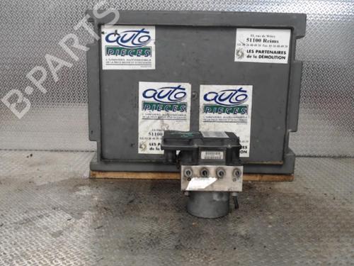 Used ABS pump CITROËN C4 I (LC_) 1.6 HDi (90 hp) 30483386