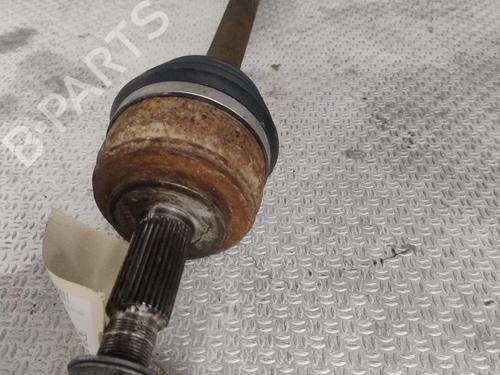 Used Right front driveshaft Right front driveshaft RENAULT MASTER III Van (FV) 2.3 dCi 130 FWD (FV0M, FV0Y, FV0J, FV02, FV03) (130 hp) 36510540 36510540