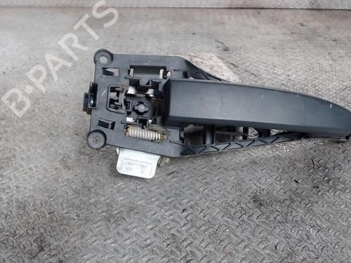 Used Front left exterior door handle OPEL CORSA D (S07) 1.3 CDTI (L08, L68) (75 hp) 24080719