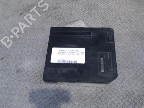 Caixa de fusíveis RENAULT MEGANE II Coupé-Cabriolet (EM0/1_) 1.9 dCi (131 hp) 30740290