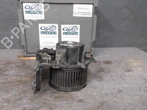 Used Heater blower motor PEUGEOT 307 Break (3E) 1.6 HDi (90 hp) 24070465