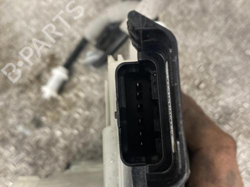 front-right-lock-ds-ds-3-ds-3-crossback-ur_-uc_-uj_-2018-24101497 main image