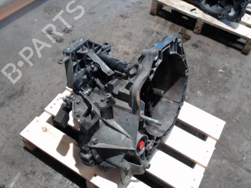 Used Gearbox Gearbox ALFA ROMEO MITO (955_) 1.3 MultiJet (955AXT1A, 955AYA1A) (80 hp) 24077748 24077748