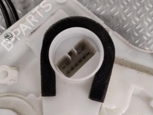 Used Front right lock SUZUKI SWIFT III (MZ, EZ) 1.3 (RS413, ZC11S) (92 hp) 28504781
