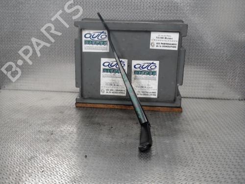 Used Front windshield wiper arm CITROËN DS3 (SA_) 1.6 HDi 115 (114 hp) 24072423