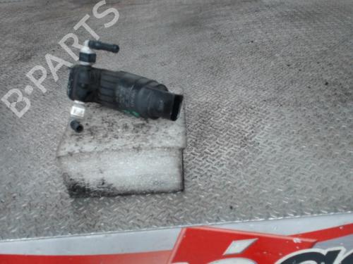 Used Washer pump VW GOLF VI (5K1) 2.0 TDI (110 hp) 24081884