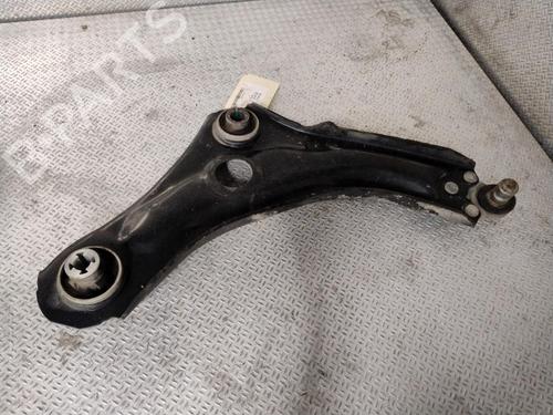 right-front-suspension-arm-renault-megane-iv-hatchback-b9amn_-2015-27471082 main image