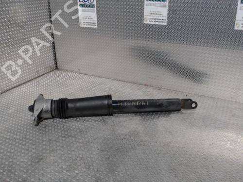 Højre bagtil støddæmper HYUNDAI i30 (FD) 1.6 CRDi (90 hp) 24075389