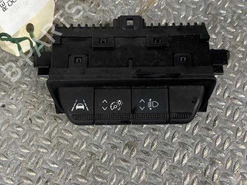 Used Headlight switch Headlight switch RENAULT CLIO V (B7_) 1.0 LPG (B7MT) (101 hp) 37596289 37596289