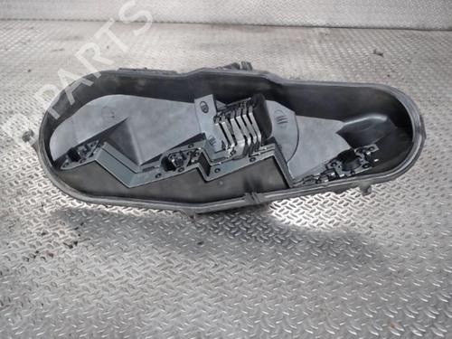 Used Lamp holder PEUGEOT 107 (PM_, PN_) 1.0 (68 hp) 24075141
