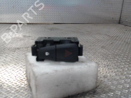 Used Warning switch Warning switch RENAULT MEGANE III Hatchback (BZ0/1_, B3_) 1.6 dCi (BZ00, BZ12, BZ13) (130 hp) 24072199 24072199
