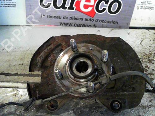 Used Right front steering knuckle HYUNDAI GETZ (TB) 1.1 (63 hp) 24066759